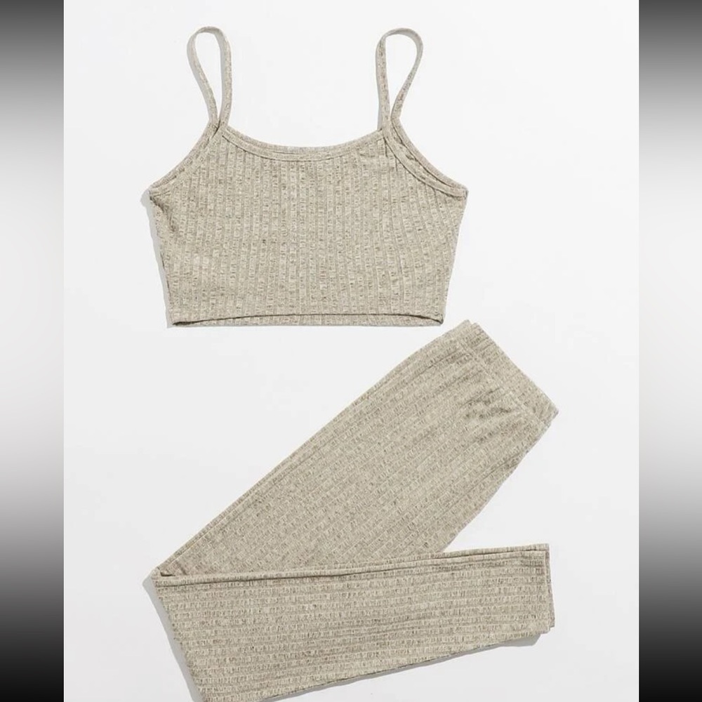 Beige lounge set